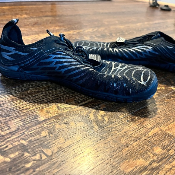 HF (Hike Footwear) Barefoot Sneakers - Picture 3 of 3